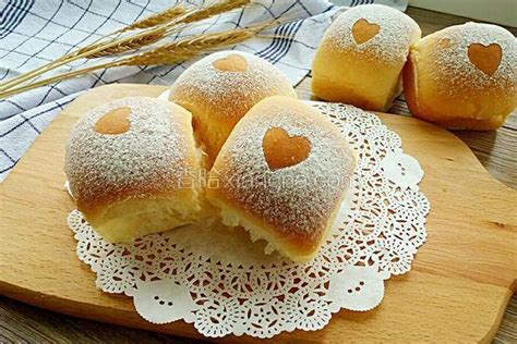 淡奶油爱心小面包的做法_菜谱_香哈网