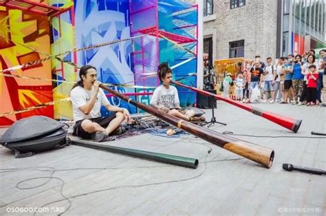 福州街头“人气王”，一曲能玩转十种南美乐器！