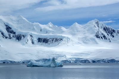 北极冰雪融化速度惊人 2040年可能完全无冰存在