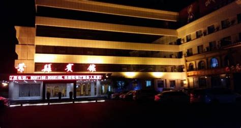 平顶山餐厅设计——汝州陈记炒鸡（六团店）-梵意空间设计