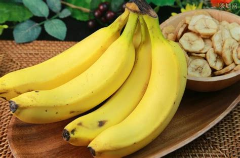 吃香蕉有什么好处 吃香蕉有什么好处和功效_中国历史网
