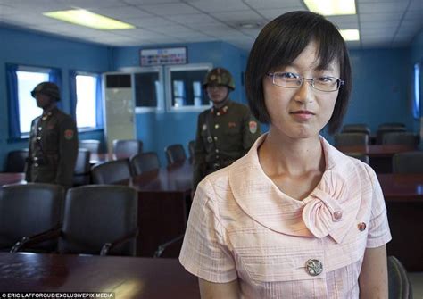 实拍朝鲜女中学生生活 - 热点图片 - 文明风