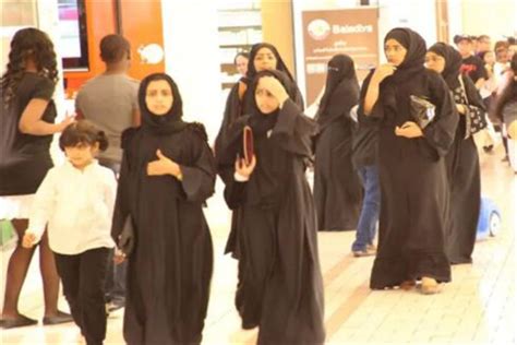 不顾父母坚决反对嫁到卡塔尔的国象美女诸宸，如今有国难回|诸宸|卡塔尔|世界冠军_新浪新闻