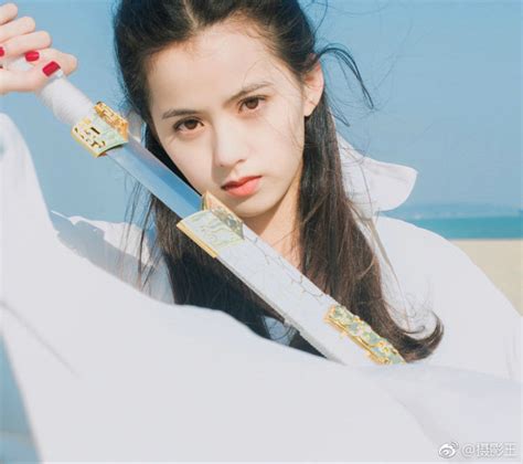 古风女生小龙女照片头像