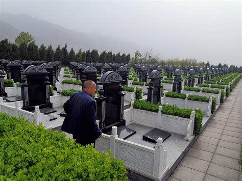 百年生态智慧陵园-中国领先的互联网+殡葬服务提供商