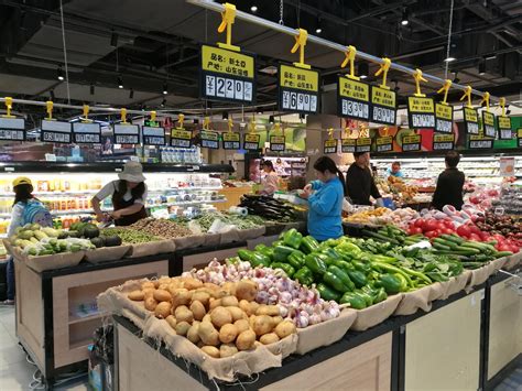 盒马菜市北京首店曝光，卖散装蔬菜水果，目前品类较少|菜市|盒马|张晓荣_新浪新闻