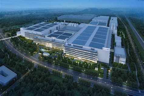 TCL华星广州t9项目投产，为国内首条高端专业显示高世代产线
