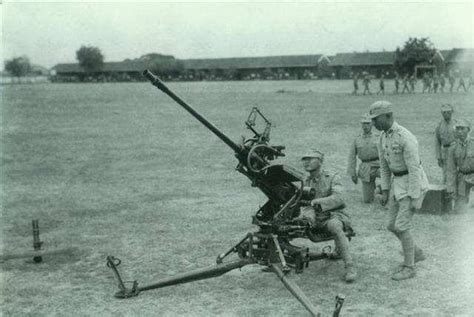 抗战时期中国用的德式105榴弹炮，日军被迫调来150榴弹炮对抗__凤凰网