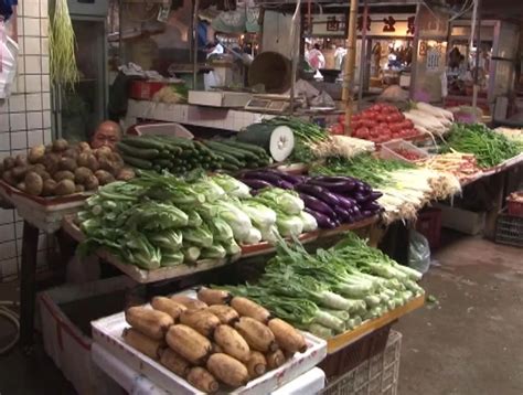 货源充足！记者早访蔬菜批发市场 我县蔬菜供应有保障