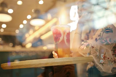 梦幻雪：开奶茶店要不要做品牌加盟？