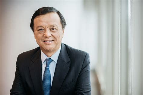 港交所CEO李小加即将离任，称未来将继续发挥金融所长 - 世相 - 新湖南