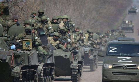 5月9日大阅兵，俄罗斯动员100万大军出战乌克兰？AK步枪都凑不齐