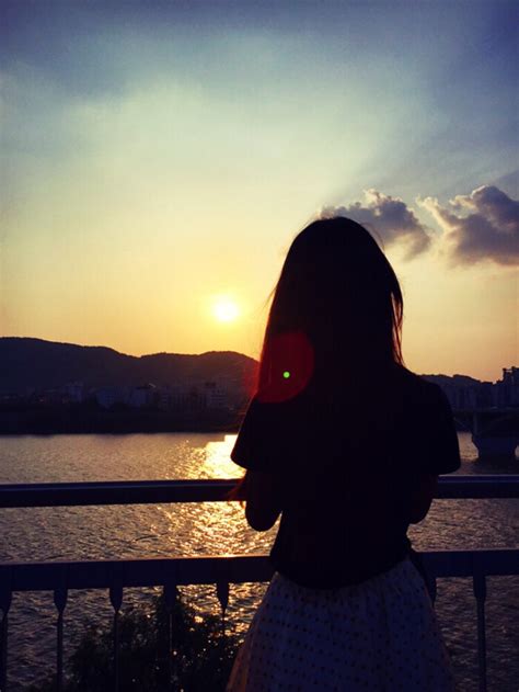 最美的背影人物图片(2)_伊卟图库