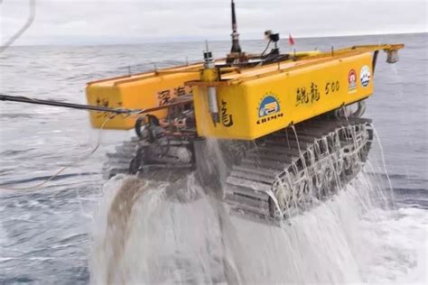 【新闻】鲲龙500！我国自主研发500米级海底集矿车完成首次海试_试验