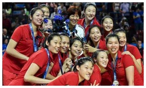 曾经创下了中国女排史上“五连冠”的元老们，后来都去了哪？|女排|中国女排|排球_新浪新闻
