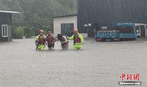 成都多地遭遇暴雨已转移上千人 启动防汛Ⅳ级应急响应-新闻中心-温州网