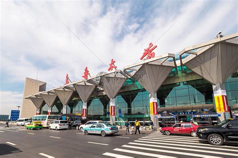 新疆乌鲁木齐机场高清图片下载-正版图片500894872-摄图网