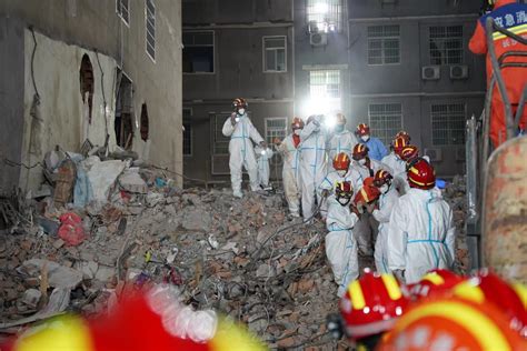宁波一民房发生爆炸 房屋倒塌致1死1伤_手机凤凰网