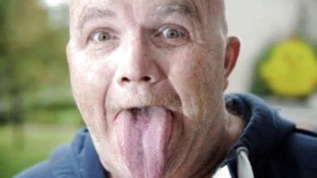 英男子舌头长10.16里面 系全球最长舌头_凤凰网视频_凤凰网