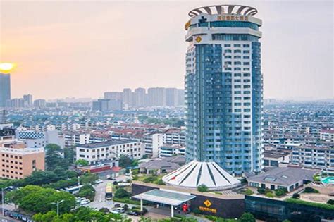 新华锦集团旗下丽晶大酒店荣获2021年度市南区高质量发展“最铁合伙人”称号_同花顺圈子