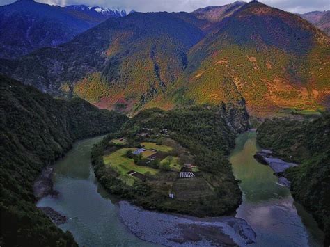 西藏超小众的河流—那曲河，怒江最美的一段，深藏着无数绝美风光_宗教_高原_溪水