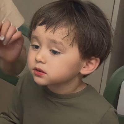 欧美非主流头像小孩