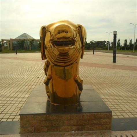 铜艺动物雕塑的寓意-方圳雕塑厂