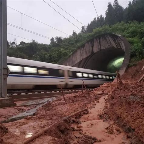 近4年台湾铁路行车事故超2000件 伤亡至少448人_荔枝网新闻