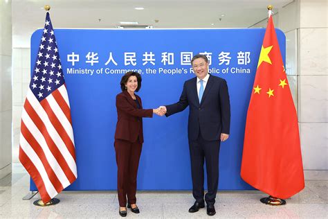 中美商务部长会谈，“成立工作组”外，还沟通了这些问题|中美|王文涛|雷蒙多_新浪新闻