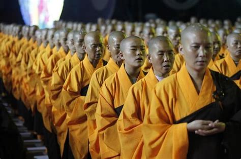 佛教徒的称谓，皆有佛门中的规矩