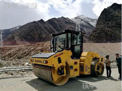 挺进西藏 山推助力海拔3000米的林芝公路建设_铁甲工程机械网