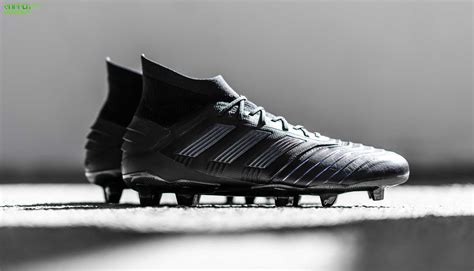 （到货-正确版38-45）Adidas Predator 20.1 AG猎鹰针织面黑红人草AG钉男足球鞋 | 又拍图片管家