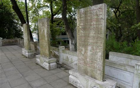 纪念抗战胜利74周年 航拍南京航空烈士公墓_手机新浪网