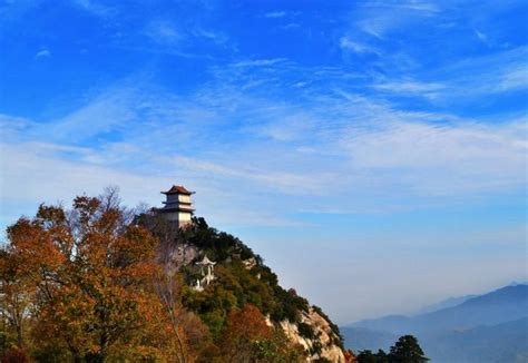 钟南山的支脉景区，古称太乙山，山形峭拔景色秀丽，就在西安