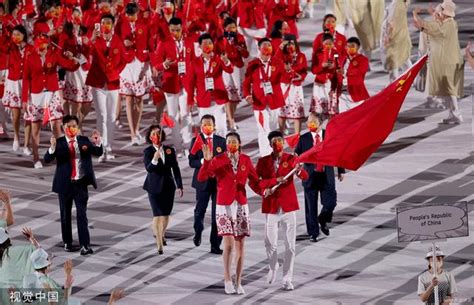 【图集】情同与共：东京奥运会开幕式将疫情作为视觉元素|界面新闻 · 影像