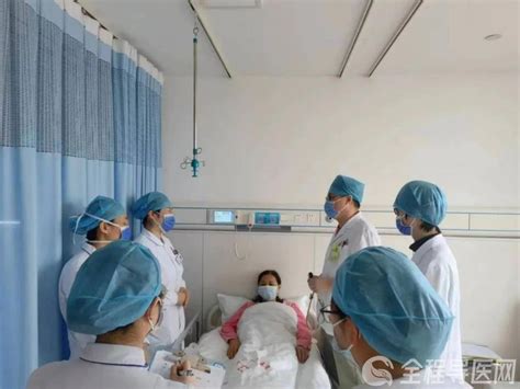 上海蓝生宏德医院举行医师节庆祝暨表彰大会