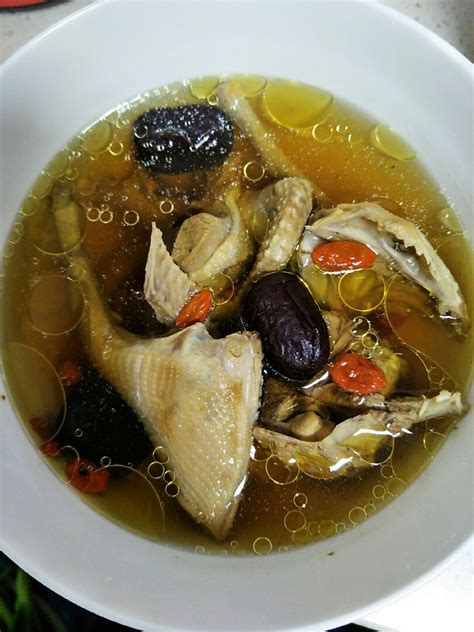 鸽子汤的功效与作用,鸽子汤的做法