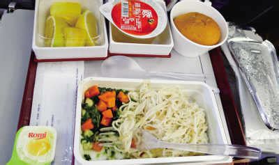 调查显示：超一半人不喜欢飞机餐 | Foodaily每日食品