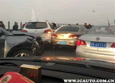 陕西高新区五路口发生一死一伤惨烈车祸！又是渣土车和摩托车！_社会_长沙社区通