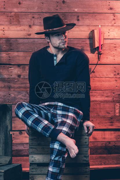 非主流睡衣男子头像