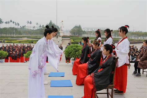 我校举行传统女子成人礼仪式-江西服装学院招生信息网