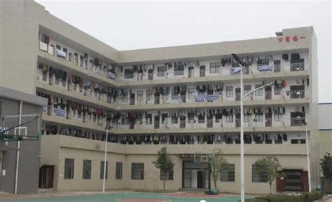安徽六安第一中学2024年招生办联系电话
