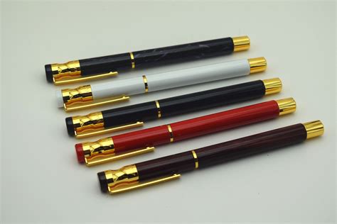 晨光中性笔学生书写黑/红水笔0.5mmST型笔头签字笔办公用笔GP1390-淘宝网