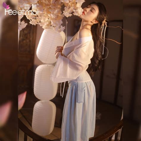 古风画睡衣裙子女生头像