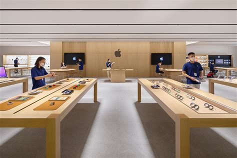 海外华人国家第一间苹果零售店，依旧美轮美奂 | 爱搞机