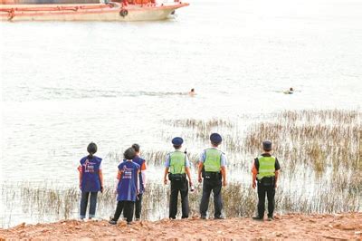 南海新闻网-丹灶：“海陆空”巡防 劝离野泳者