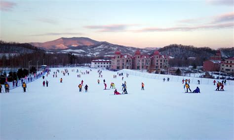 雪顿木屋 南山滑雪场最具浪漫色彩的宿营地-北京民宿-墙根网