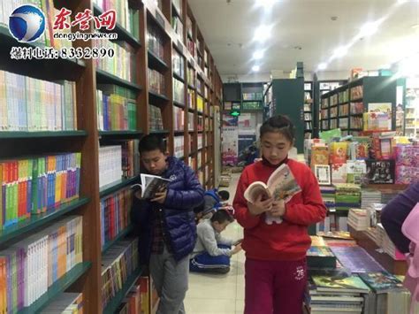 哪些书籍适合不同年龄段的中小学生阅读？知名作家曹文轩推荐了一份书单