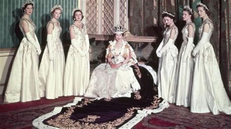 英国女王伊丽莎白二世去世，享年96岁。 七分钟回顾女王一生_凤凰网视频_凤凰网