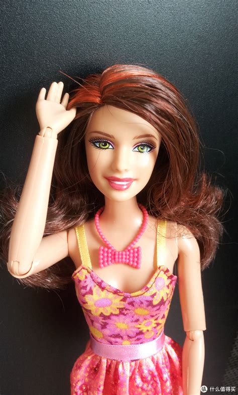 Barbie 芭比娃娃 玩偶 2014年节日收藏款 $12.99 海淘直邮到手￥138_母婴玩具_优惠_大白菜打折啦-购物优惠信息